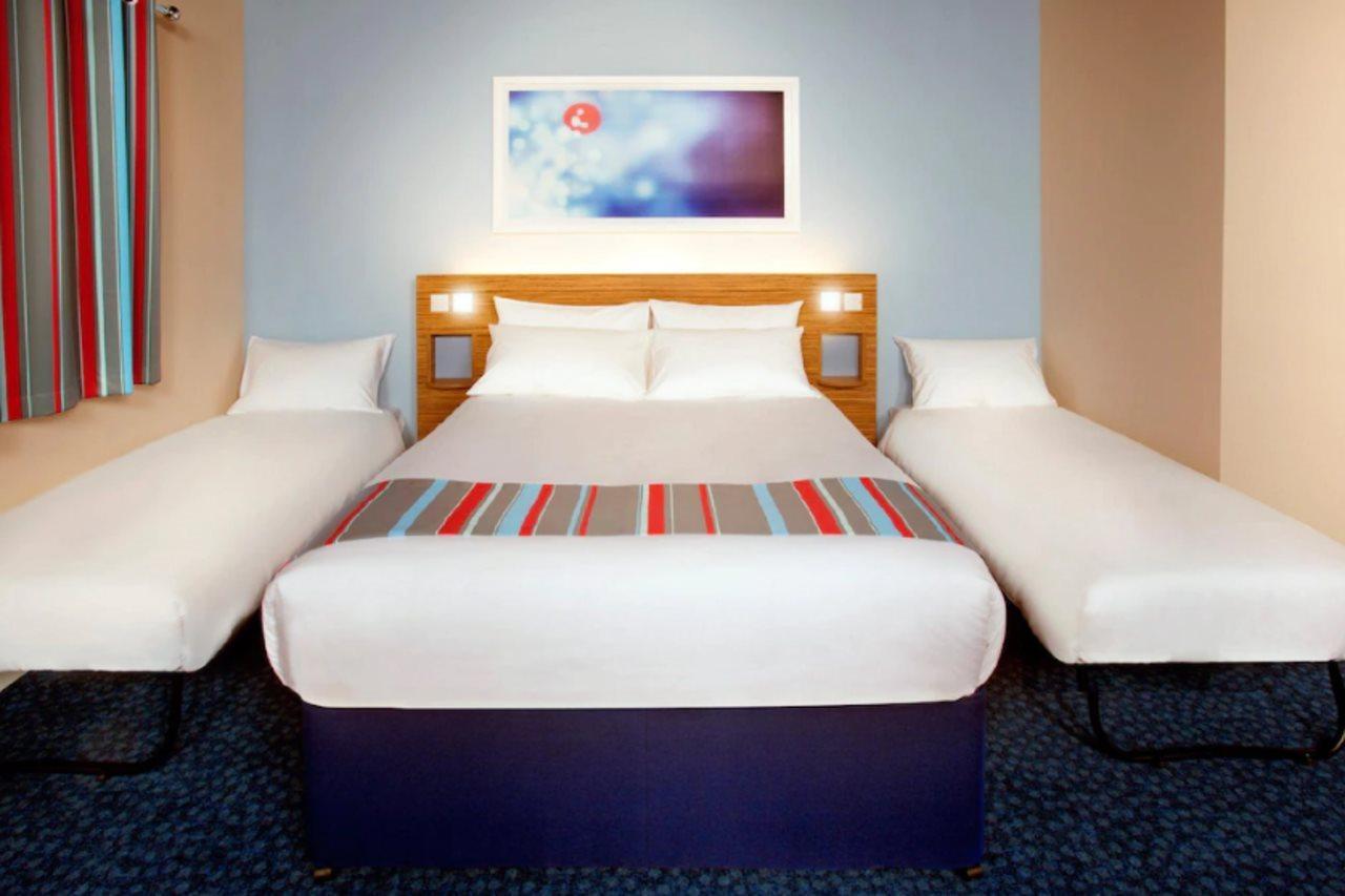 Travelodge Manchester Birch M62 Eastbound Heywood Εξωτερικό φωτογραφία
